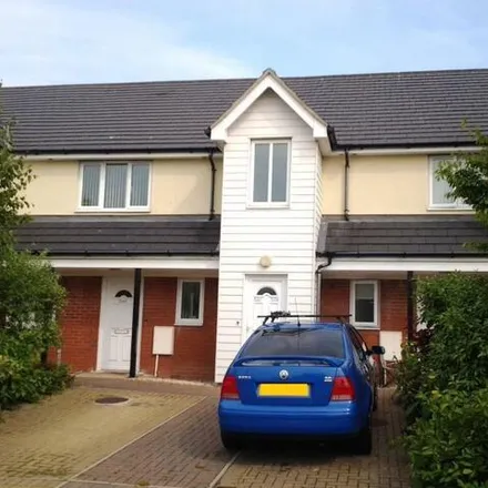 Rent this 2 bed room on Sproughton Road in Ipswich, IP1 5AB