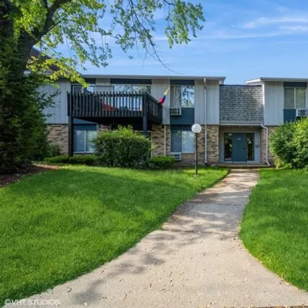 Buy this 1 bed condo on North Des Plaines River Road in Prospect Heights, Wheeling Township