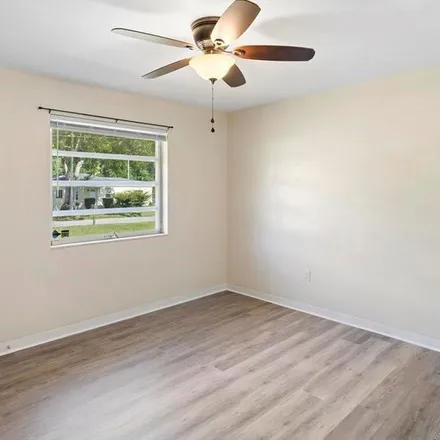 Rent this 4 bed apartment on 420 North Fairview Avenue in DeLand, FL 32724