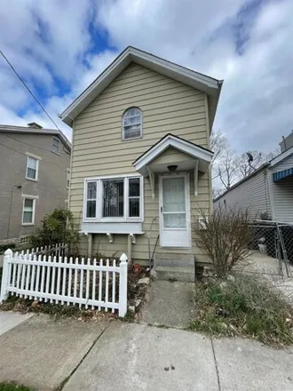 Buy this 2 bed house on 3002 Cleinview Avenue in Cincinnati, OH 45206
