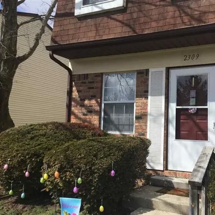 Rent this 2 bed townhouse on East Graham Drive in Bloomington, IN 41407