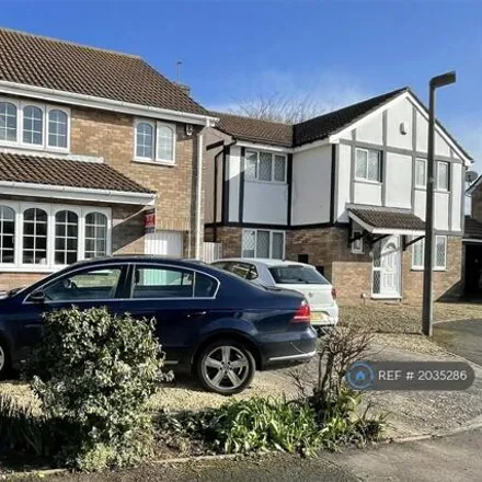 Image 1 - Dulverton Drive, Sully, CF64 5EW, United Kingdom - House for rent
