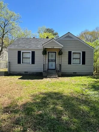 Buy this 3 bed house on 698 Frayser Drive in Memphis, TN 38127