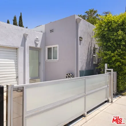 Image 3 - 7301 Fountain Avenue, Los Angeles, CA 90046, USA - Townhouse for sale