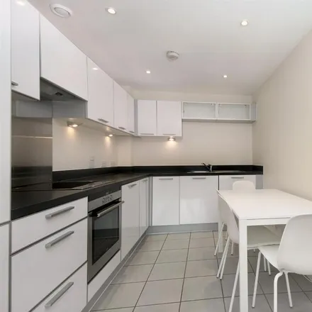 Image 2 - Coral House, Lapis Close, London, NW10 7FH, United Kingdom - Apartment for rent