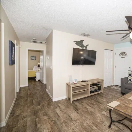 Image 2 - Indian Rocks Beach, FL - Apartment for rent