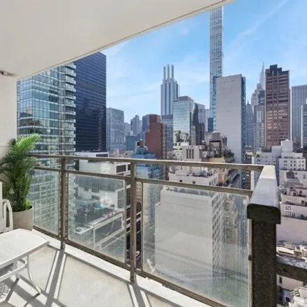 Image 6 - 303 E 57th St Apt 21F, New York, 10022 - Apartment for sale