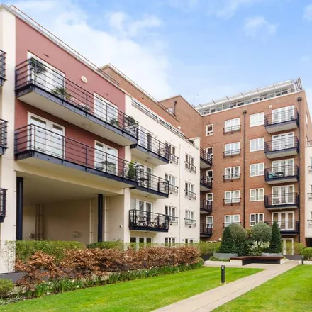 Rent this 2 bed apartment on Canbury Passage in London, KT2 5BS
