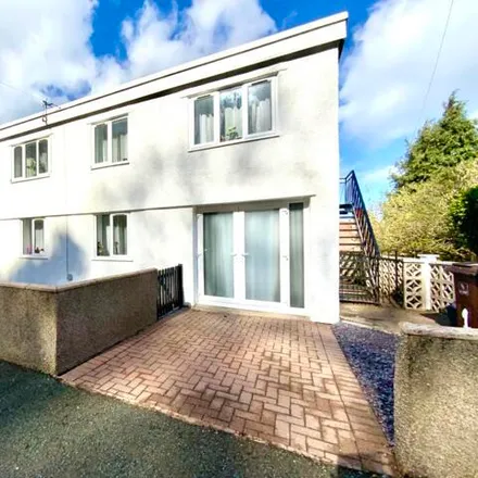 Buy this 4 bed house on Tan y Bryn Road in Llanrhos, LL30 1UR