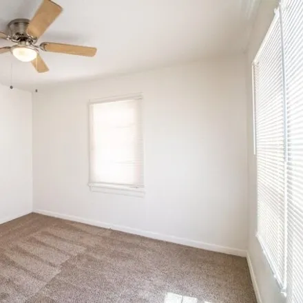 Image 3 - 2024 37th St, Lubbock, Texas, 79412 - House for rent