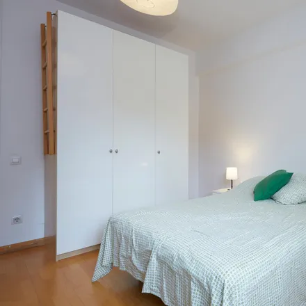 Rent this 4 bed apartment on Farmàcia Maré Vives in Carrer de Mejía Lequerica, 46
