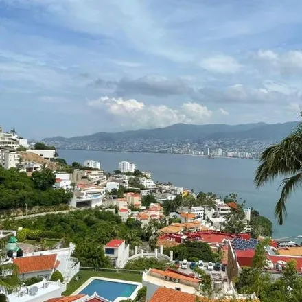Buy this 3 bed apartment on Calle Balcones de la Luna in Playa Guitarrón, 39300 Acapulco