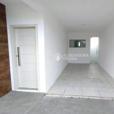 Rent this 3 bed house on Salão do Reindo dos Testemunhas de Jeová in Rua Huberto Rohden, Campeche