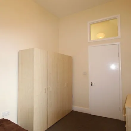 Rent this 1 bed apartment on 1 Crescent Road in London, N15 3LJ