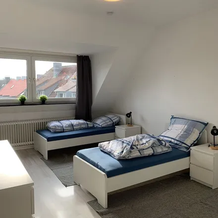 Rent this 3 bed apartment on Nordstraße 25 in 45657 Recklinghausen, Germany