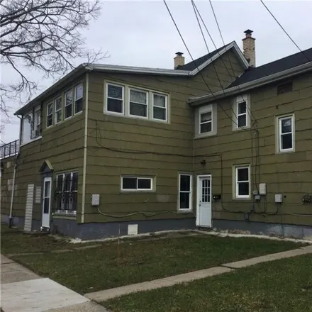 Image 3 - 255 Ontario Street, Buffalo, NY 14207, USA - House for sale