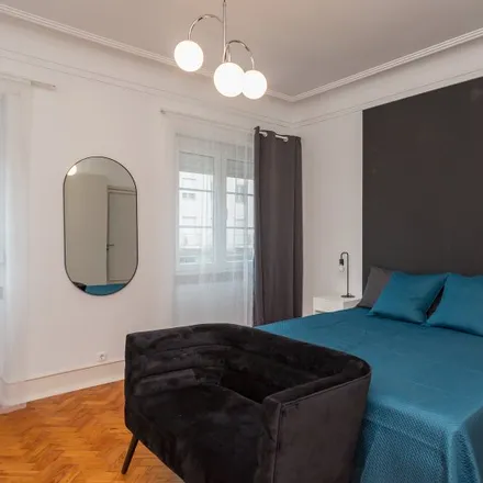 Rent this 6 bed room on Pç. Areeiro in Avenida Padre Manuel da Nóbrega, 1000-193 Lisbon