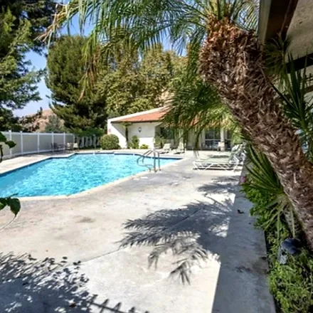 Image 3 - 9641 Via Rimini, Burbank, CA, USA  Burbank California - House for rent