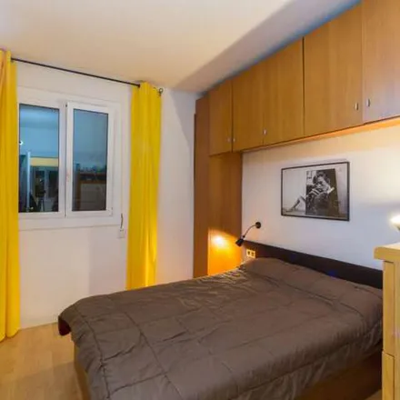 Image 9 - Bonita, Carrer de Miquel Pedrola i Alegre, 08001 Barcelona, Spain - Apartment for rent