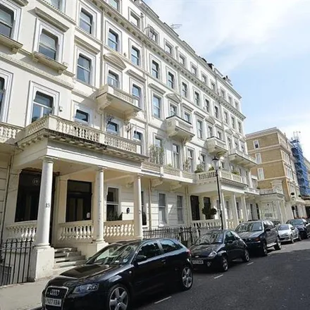 Image 2 - 24 Queen's Gate Gardens, London, SW7 5NB, United Kingdom - Apartment for rent