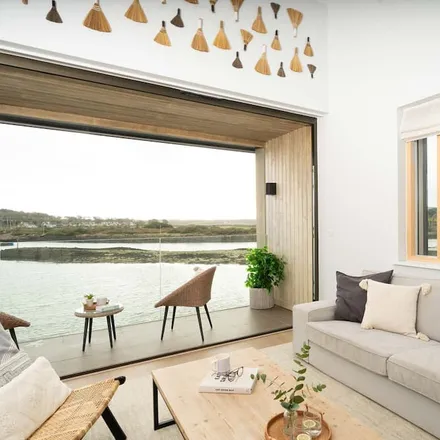 Rent this 3 bed apartment on Hayle in TR27 4FU, United Kingdom