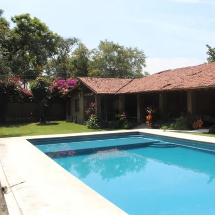 Buy this 8 bed apartment on Calle Ayala in 62732 Yautepec, MOR
