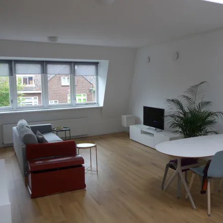 Rent this 1 bed apartment on Twijnderslaan 33 in 2012 BG Haarlem, Netherlands