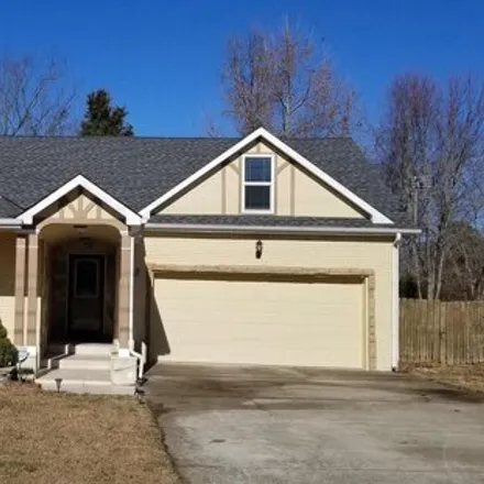 Rent this 3 bed house on 357 Woodtrace Drive in Clarksville, TN 37042