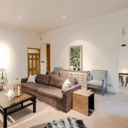 Image 2 - Ellerton House, 10-12 Bryanston Square, London, W1H 7TX, United Kingdom - Room for rent