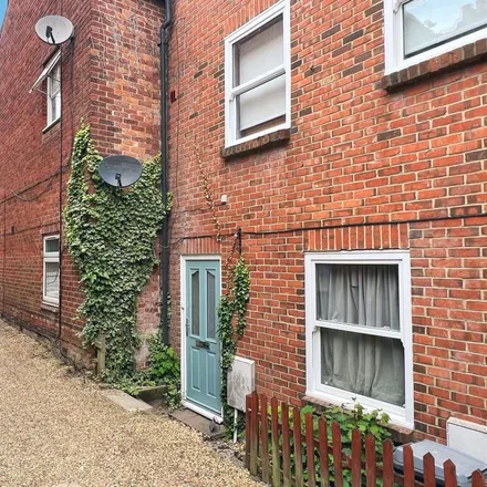 Image 1 - Sussex Street, Winchester, SO23 8TH, United Kingdom - Apartment for rent