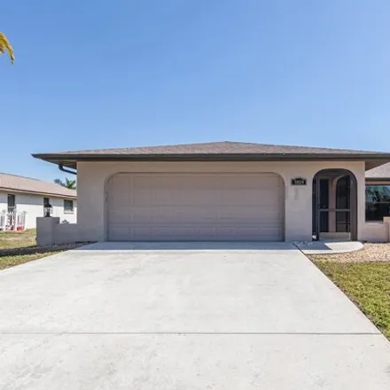 Buy this 2 bed house on 5887 Harrison Road in Woodmere, Sarasota County