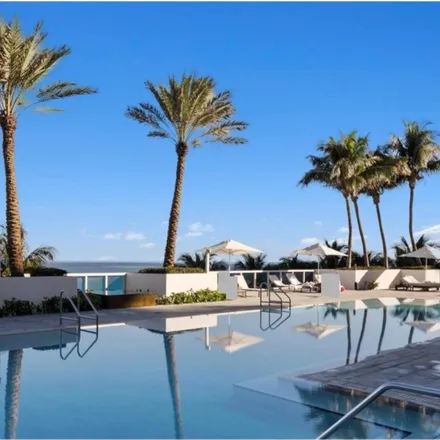 Image 1 - 2711 South Ocean Drive, Beverly Beach, Hollywood, FL 33019, USA - Condo for rent