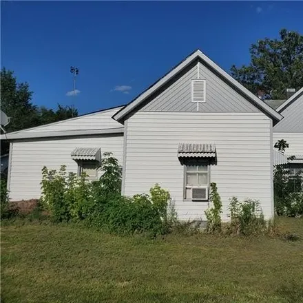 Image 2 - 100 Elm Street, Blue Mound, Linn County, KS 66010, USA - House for sale