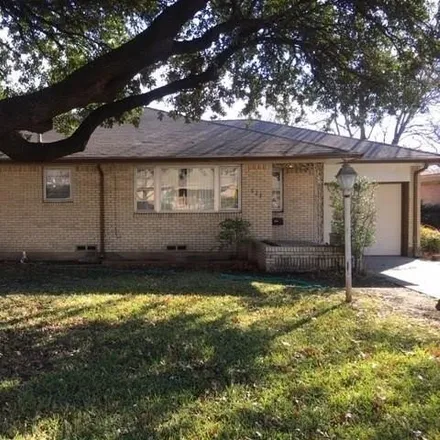 Rent this 3 bed house on 639 Dumont Drive in Richardson, TX 75080