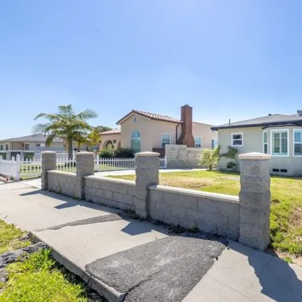 Buy this 2 bed house on 810 West 130th Street in Los Angeles, CA 90247