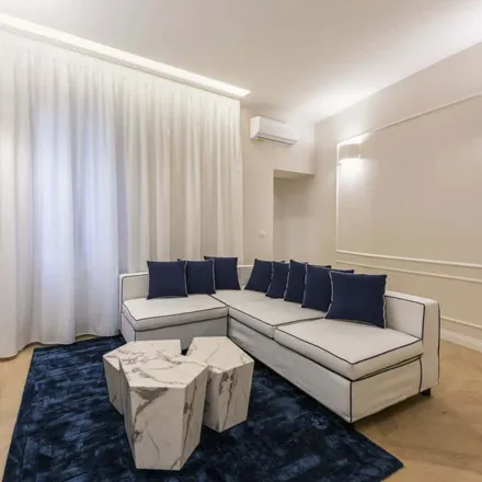 Rent this 2 bed apartment on Via Pietrapiana in 14, 50121 Florence FI