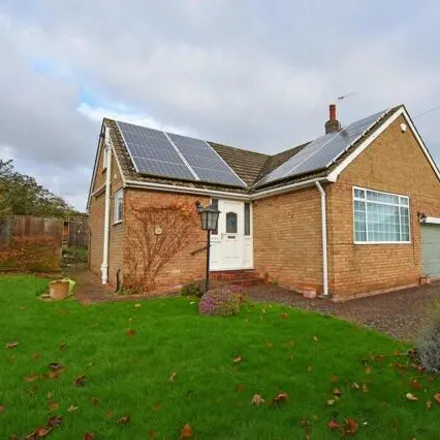 Buy this 4 bed house on Station Road in Scalby, YO13 0QA