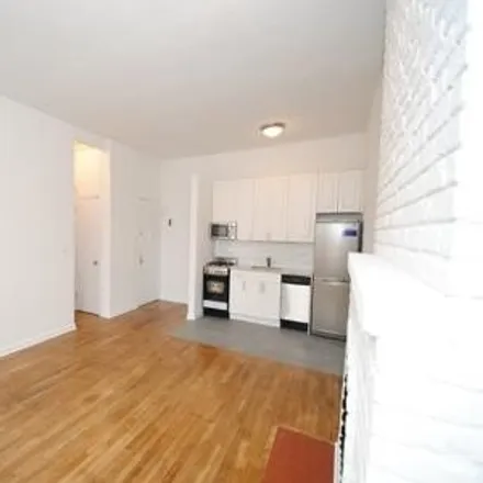 Image 2 - 184 9th Avenue, New York, NY 10011, USA - House for rent