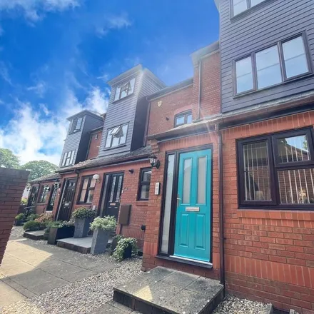 Image 1 - Weirfield Path, Exeter, EX2 4BW, United Kingdom - Apartment for rent