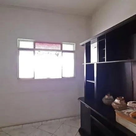 Rent this 3 bed house on Rua Pará in Centro, Divinópolis - MG