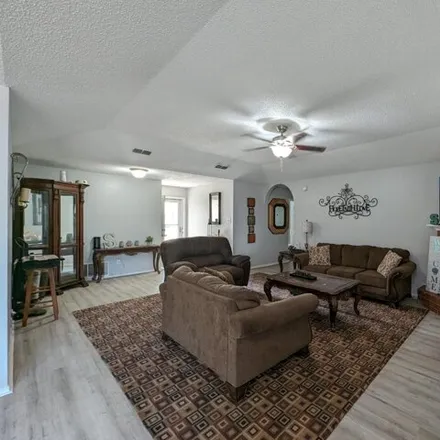 Image 3 - 411 Juneau Ave, Lubbock, Texas, 79416 - House for sale