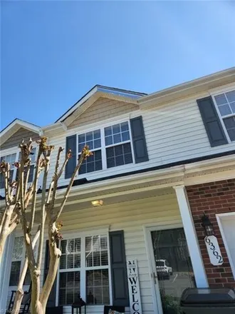 Image 2 - 6336 Eucalyptus Place, Guilford County, NC 27377, USA - Townhouse for sale