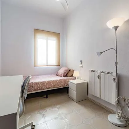 Image 7 - Carrer de Lo Rat Penat, 3, 46023 Valencia, Spain - Apartment for rent