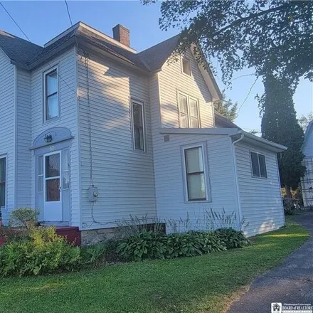 Buy this 4 bed house on 37 Lakeview Avenue in Stockton, Chautauqua County