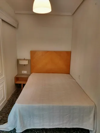 Rent this 1 bed apartment on Caixabank in Carrer de les Illes Canàries, 126