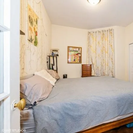 Image 7 - 3040 West Logan Boulevard, Chicago, IL 60647, USA - House for sale