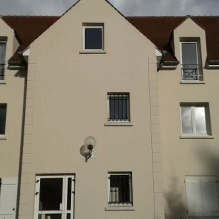 Rent this 2 bed apartment on 1 Rue des Fontaines in 60600 Clermont, France