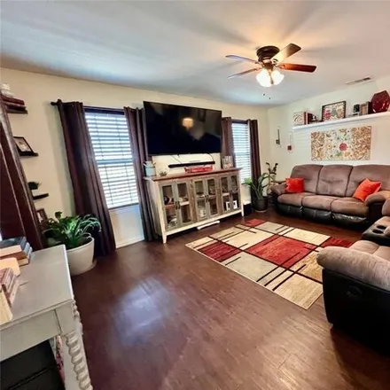 Image 6 - 2719 Northwest 16th Street, Fort Worth, TX 76114, USA - House for sale