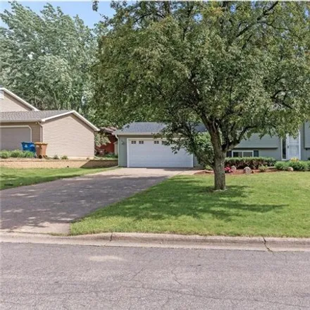 Image 4 - 2868 Riviera Drive North, White Bear Lake, MN 55110, USA - House for sale