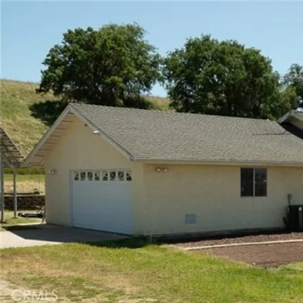 Buy this 3 bed house on 7755 Airport Road in Paso Robles, CA 93447